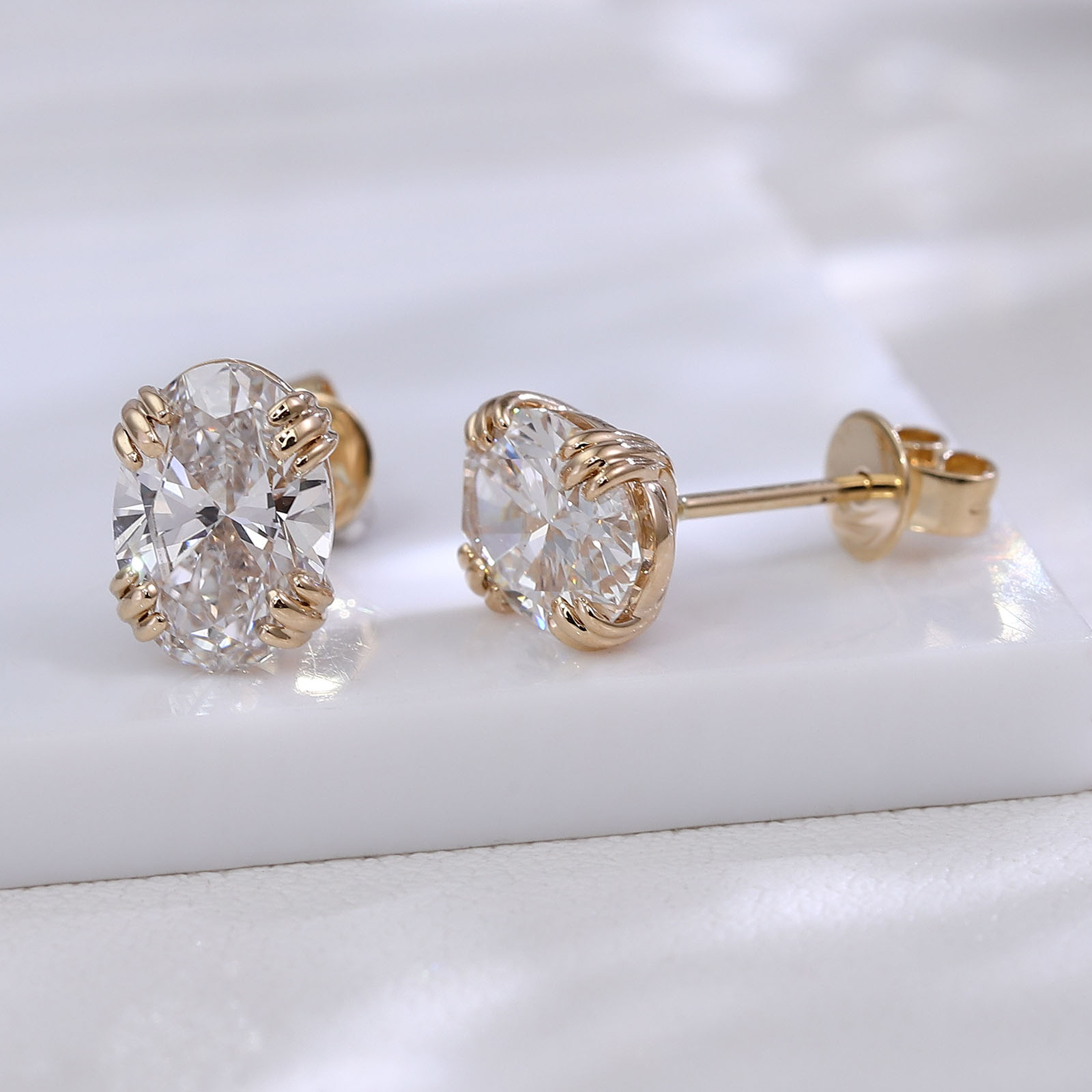 Diamond Stud Earrings - Brinco de Luxo Provence com Corte