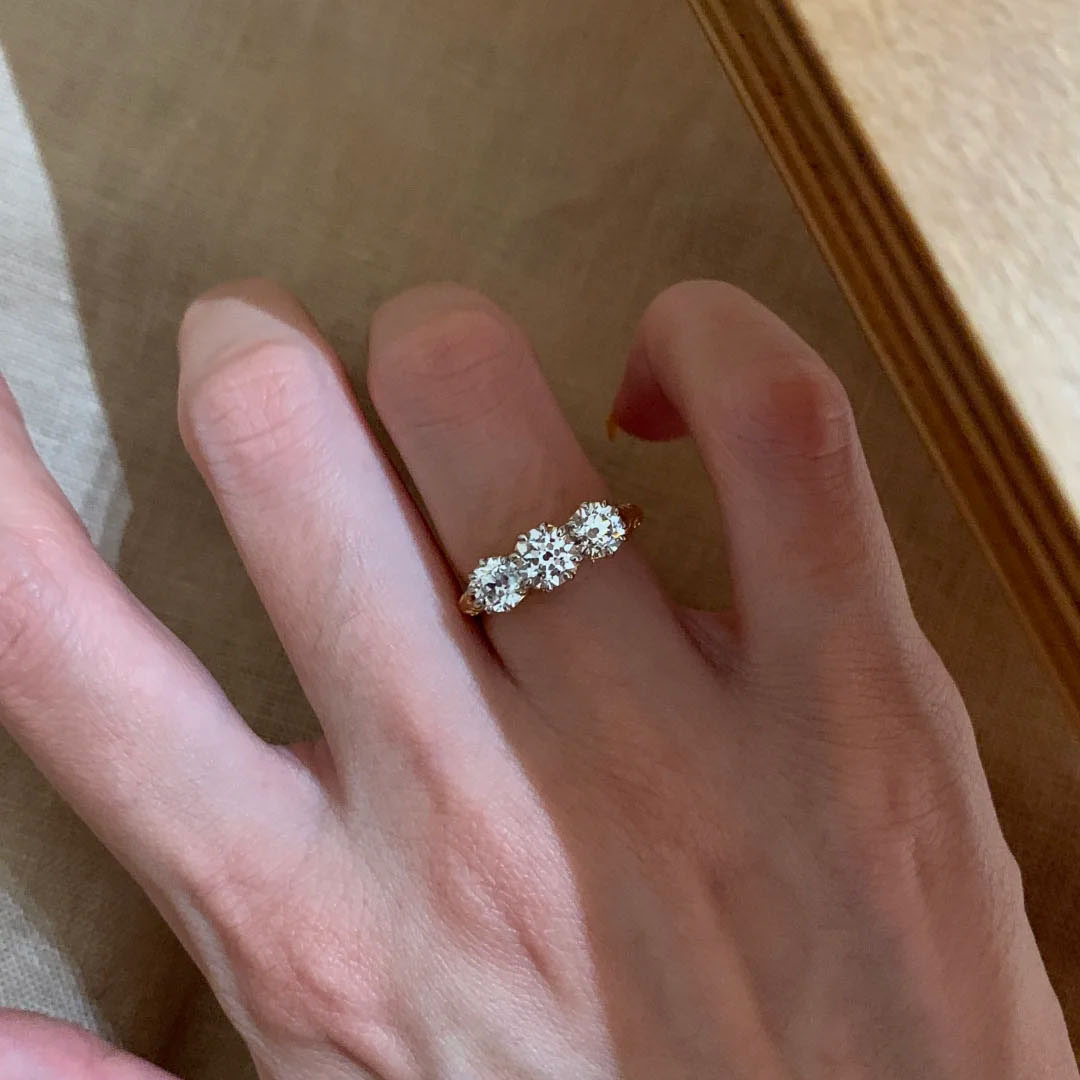 Novidade na moda: anéis de dia - Diamond Stud Earrings avaliação e preço