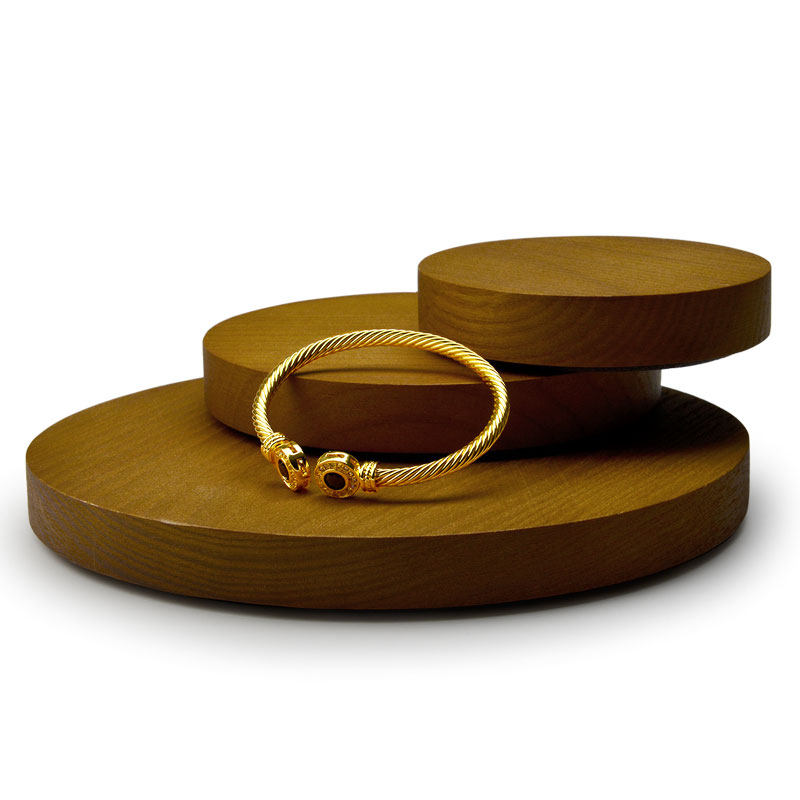 Bandeja Expositora de Joias em - Jewelry Stores With Watches avaliação e preço